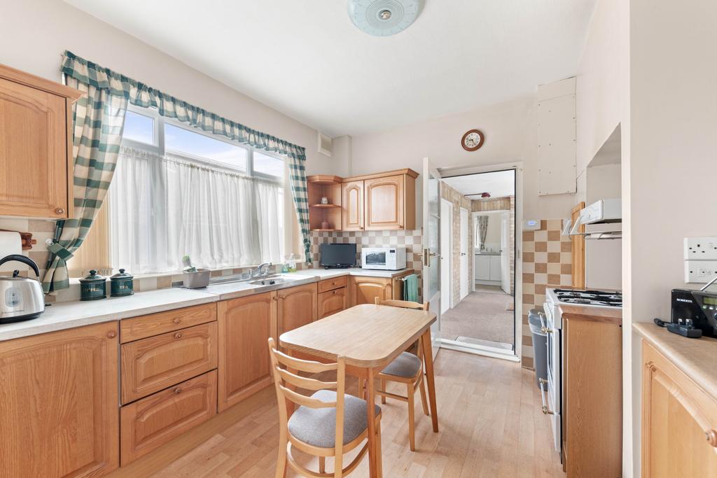 Rowley Road, Boston, PE21 3 bed detached house £240,000