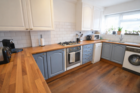 undefined, Exeter EX4