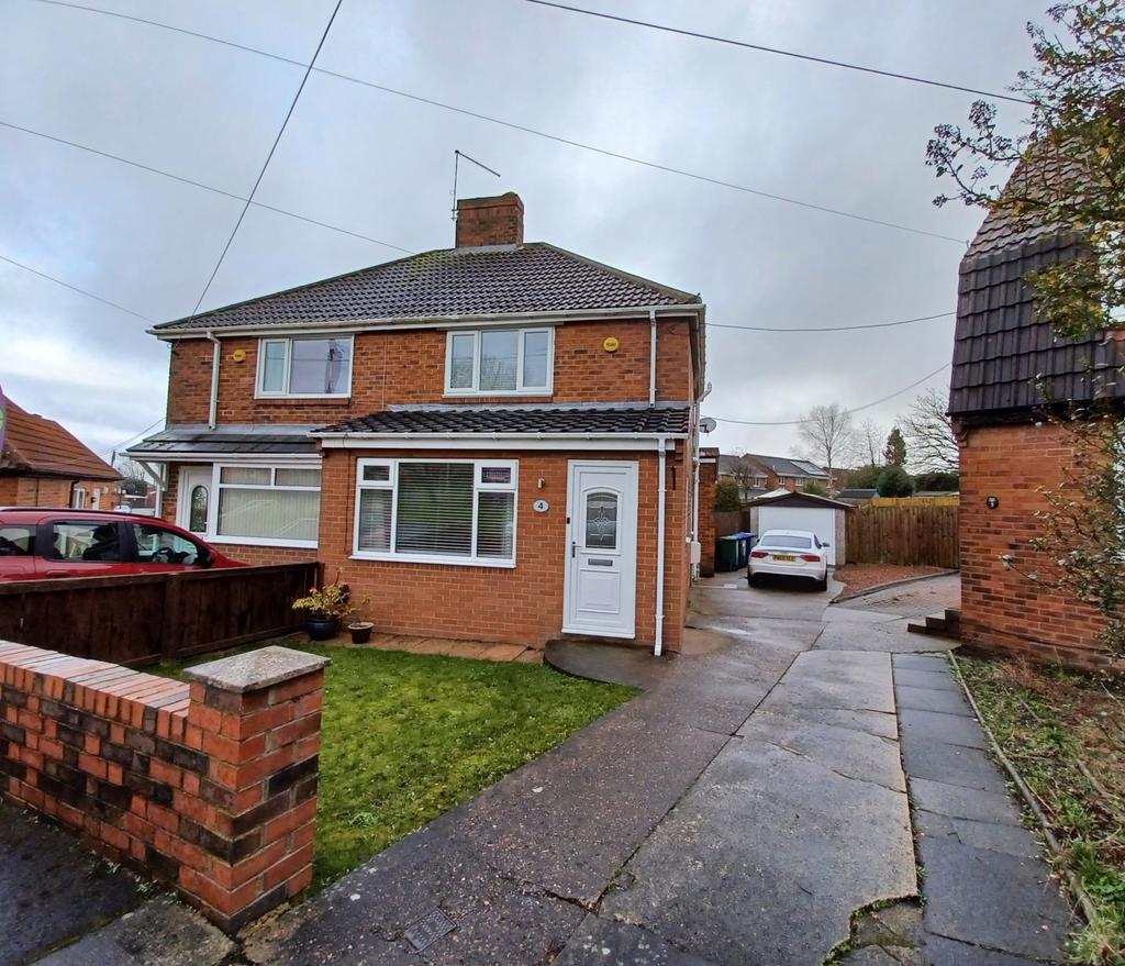 Seaton Crescent, Seaham, Seaham... 2 bed semidetached house £170,000