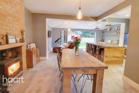 8 Park Drive, Littleover, Derby, DE23 6FY