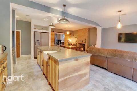 8 Park Drive, Littleover, Derby, DE23 6FY