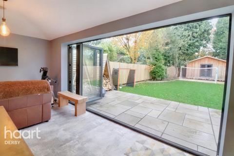 8 Park Drive, Littleover, Derby, DE23 6FY
