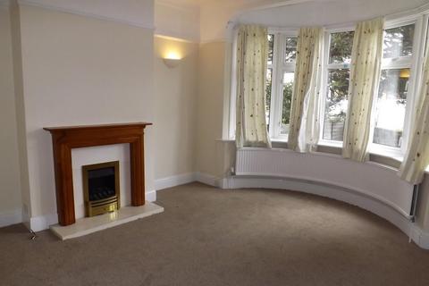 4 bedroom link detached house to rent - Grey Towers Avenue, Hornchurch, Essex, RM11 1JF