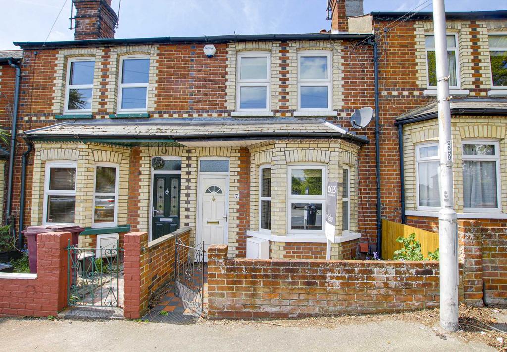 Donkin Hill, Caversham, Reading 3 bed terraced house for sale £399,950