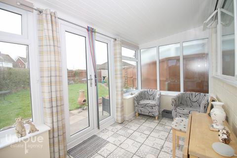 16 Dianne Road, Thornton-cleveleys, FY5 4EF