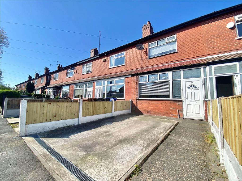 Newark Road, Reddish, Stockport, SK5 2 bed terraced house £200,000