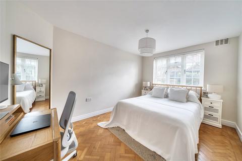 undefined, Speer Road, Thames Ditton, KT7