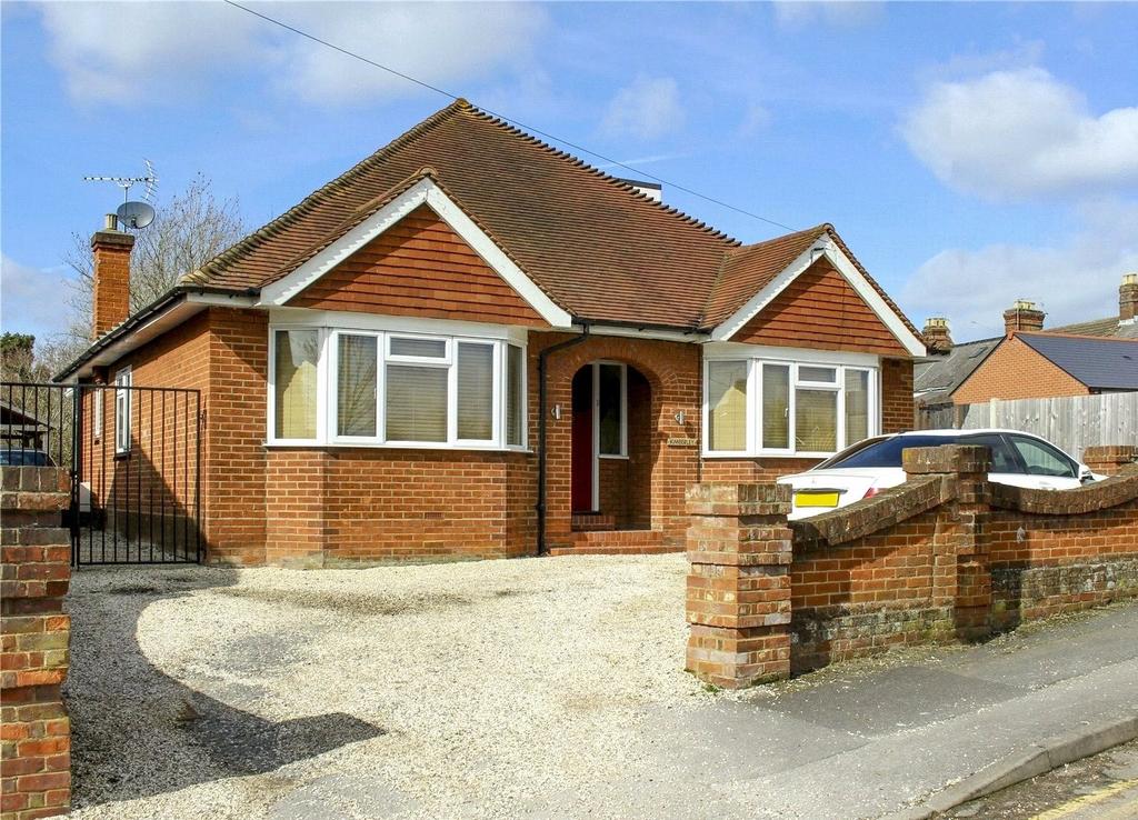 Fowlers Lane, Bracknell, Berkshire, RG12 4 bed bungalow £625,000