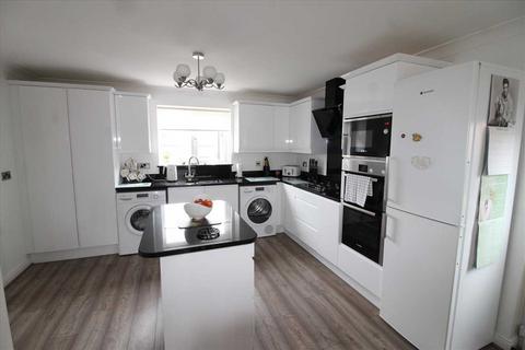 18 Kerr Close, Kirkby, Liverpool, L33 4JB