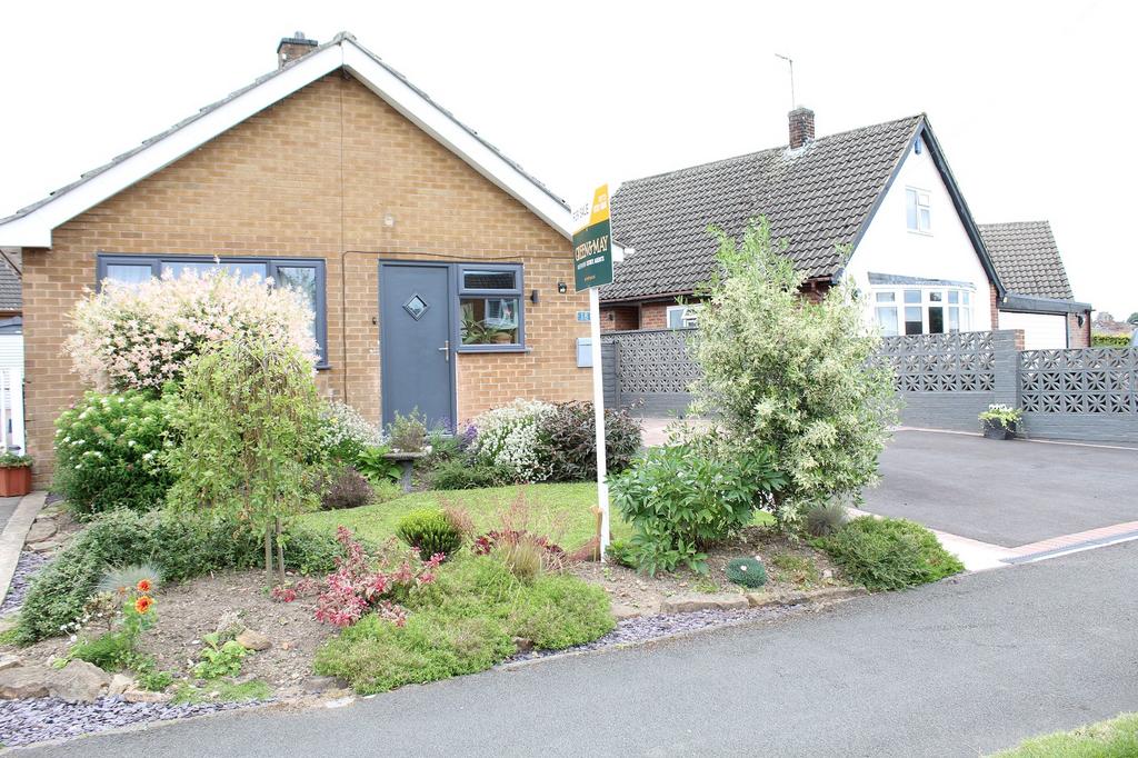Corn Close, South Normanton, Derbyshire. DE55 2JE 2 bed detached