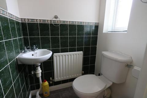 3 bedroom semi-detached house to rent, Old Bourne Way, Great Ashby, SG1