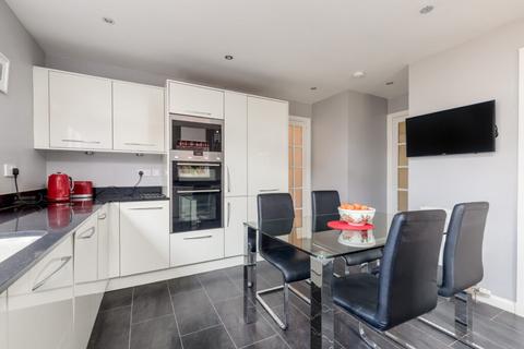 19 Ashburnham Gardens, South Queensferry, EH30 9LB