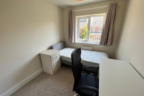 5 bedroom terraced house to rent, Riverside Road,  Botley,  HMO Ready 5 Sharers,  OX2