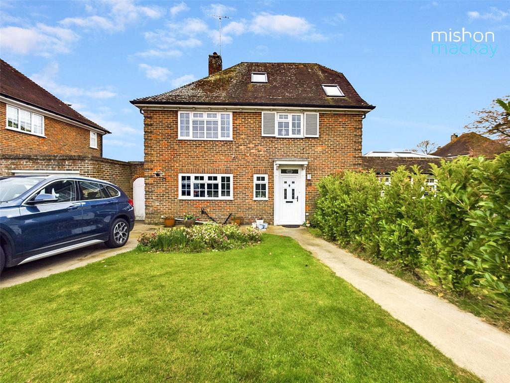 Highfield Drive, Hurstpierpoint, Hassocks, West Sussex, BN6 5 bed