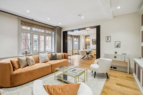 3 bedroom flat to rent, Washington House, Basil Street, London, SW3