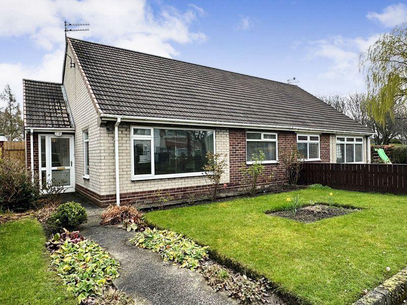 Dahlia Way, Hebburn, Tyne and Wear, NE31 2QH 2 bed bungalow for sale