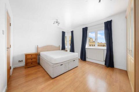 2 bedroom flat to rent, Cape Henry Court, Jamestown Way, London