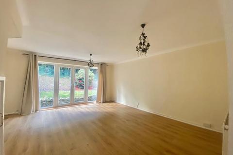 3 bedroom semi-detached house to rent, Henley-on-Thames,  Oxfordshire,  RG9