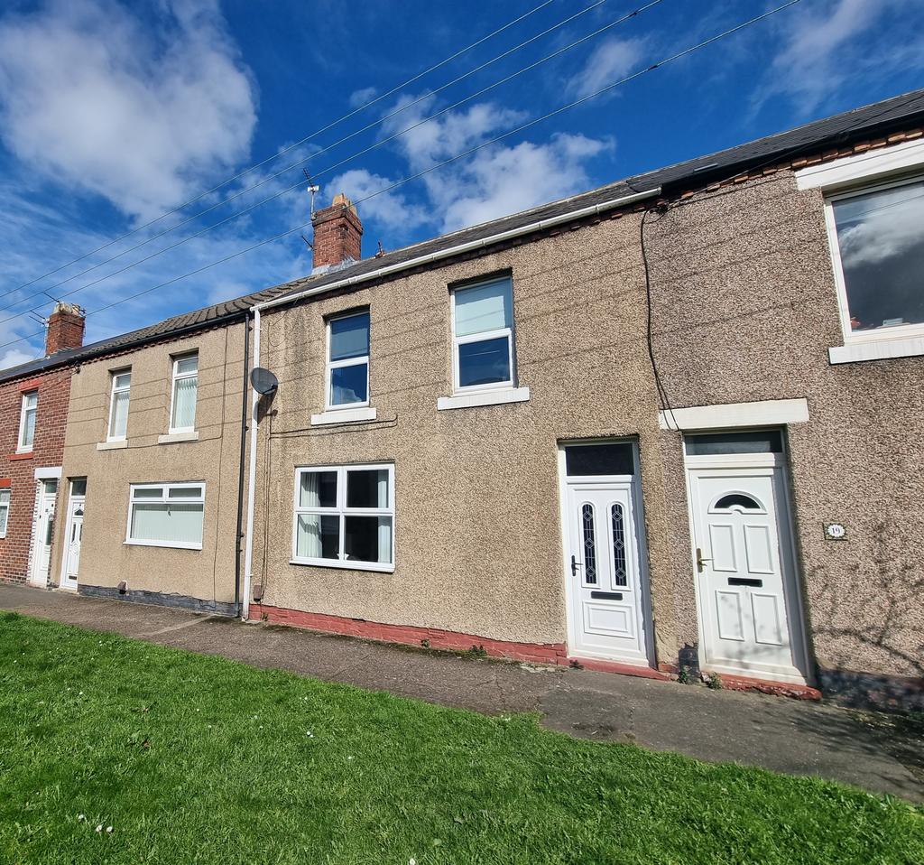 Charles Avenue, Shiremoor NE27 2 bed terraced house £650 pcm (£150 pw)