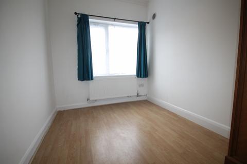 52 Greenway Gardens, Greenford, UB6 9TU