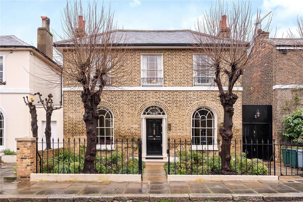 Ripplevale Grove, London, N1 3 bed detached house £9,100 pcm (£2,100 pw)