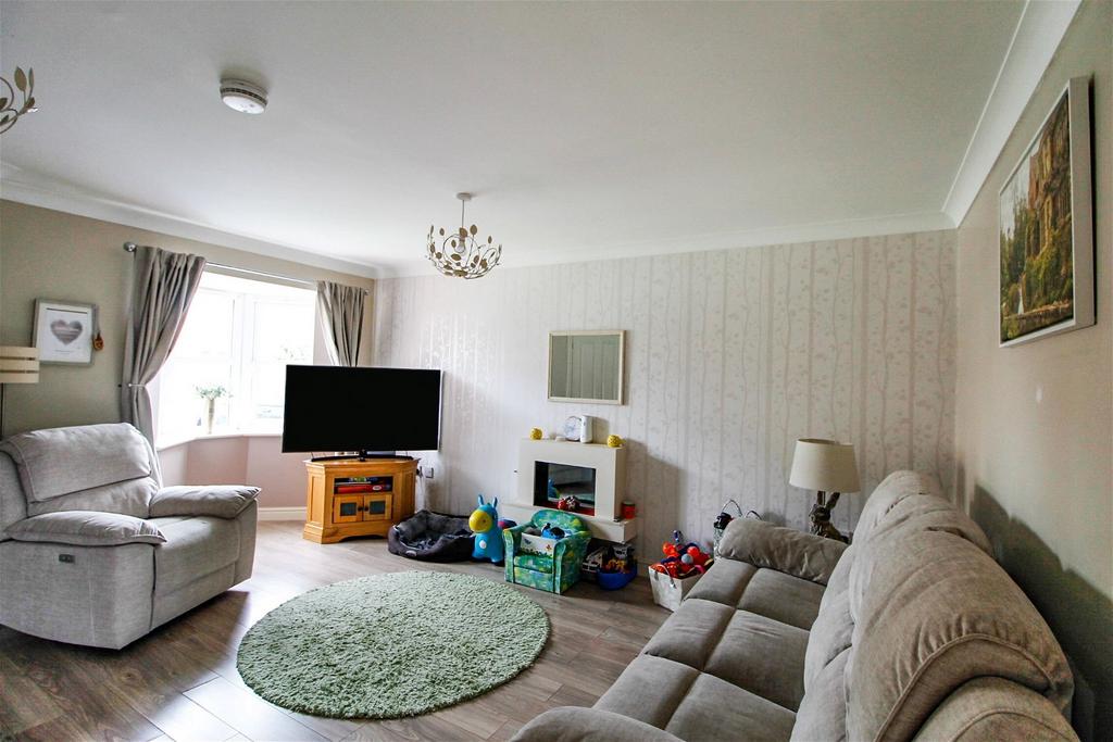 Parc Morfa, Kinmel Bay 3 bed semidetached house £200,000