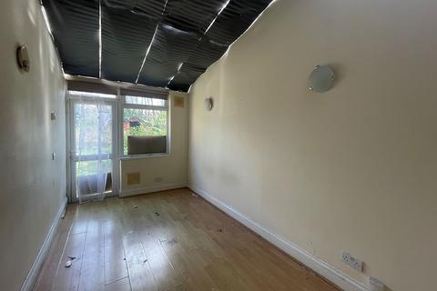 Flat 1, 13 Eardley Road, London, SW16 6DA