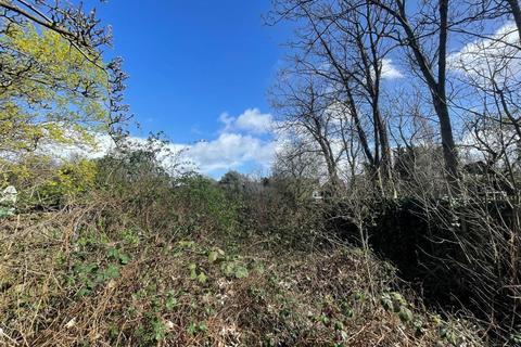 Flat 1, 13 Eardley Road, London, SW16 6DA
