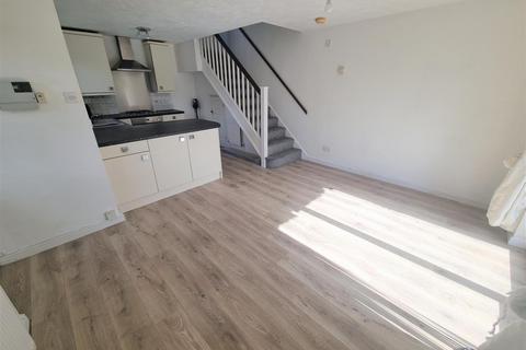 23 Westminster Close, Feltham, TW14 9XD