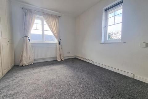 23 Westminster Close, Feltham, TW14 9XD