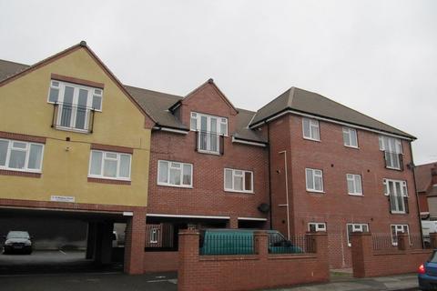 2 bedroom flat to rent, Apartment , Radnor Court,  Heath End Road, Nuneaton