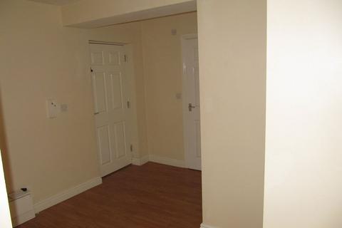 2 bedroom flat to rent, Apartment , Radnor Court,  Heath End Road, Nuneaton