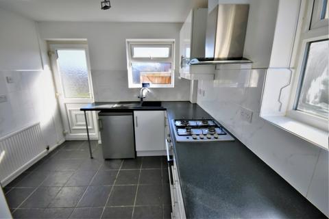 2 bedroom bungalow to rent, Oakfield, Wrexham, LL13