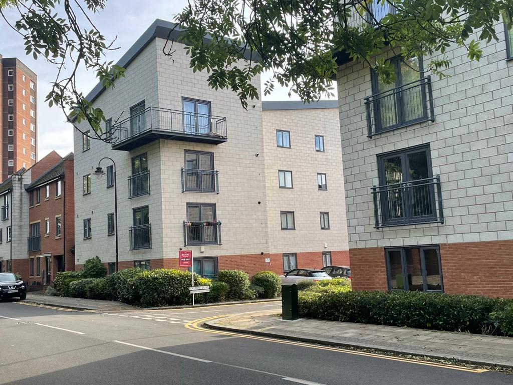 Caldon Quay, Hanley, StokeonTrent, ST1 2 bed apartment for sale £
