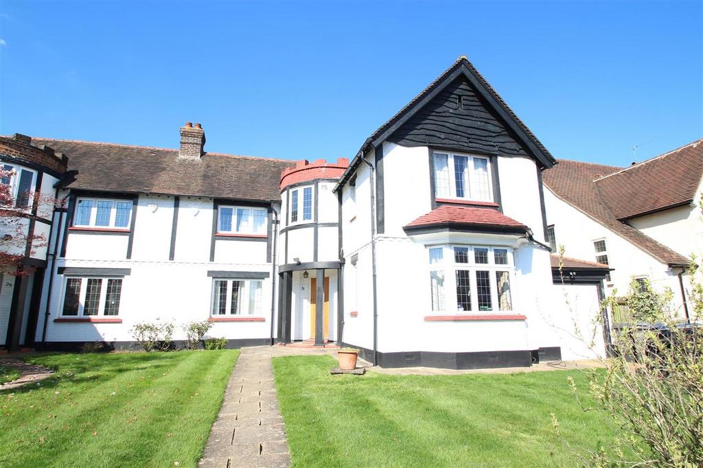 Park, Mill Hill 4 bed semidetached house £3,500 pcm (£808 pw)