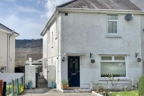 12 Heol Pantglas, Neath, SA10 7UE