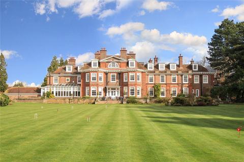 2 bedroom retirement property for sale - Ravens Court, Castle Village, Berkhamsted, Hertfordshire, HP4