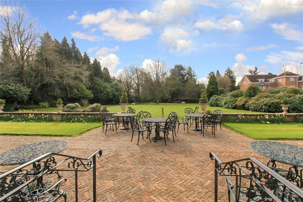 Mansion Patio