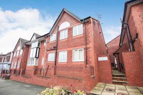 2 bedroom flat for sale, Saronie Court, Prestatyn, Denbighshire LL19 9NJ