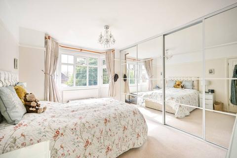 7 Sutton Avenue, Slough, SL3 7AP