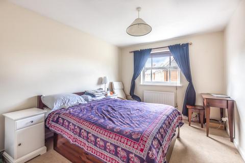 4 bedroom detached house to rent, Northweald Lane,  Kingston,  KT2