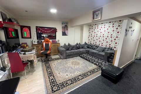 12 Rossall Crescent, London, NW10 7HD