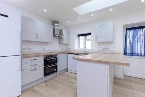 2 bedroom apartment to rent - High Street, Witney, Oxfordshire, OX28