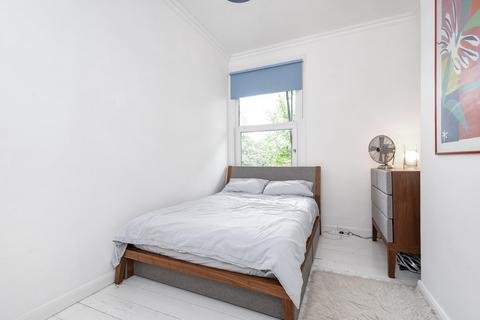 Flat 4, 39 Croydon Road, London, SE20 7TJ