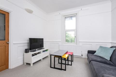 Flat 4, 39 Croydon Road, London, SE20 7TJ