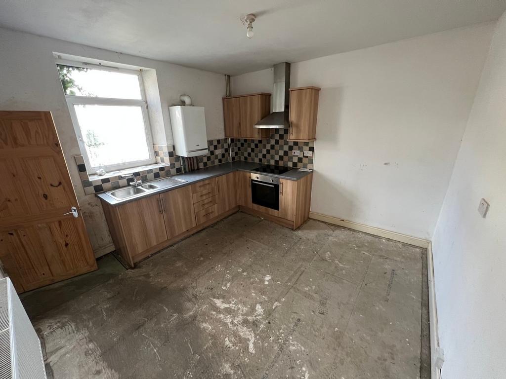 Gelli Road Gelli Gelli 3 bed terraced house for sale £79,950