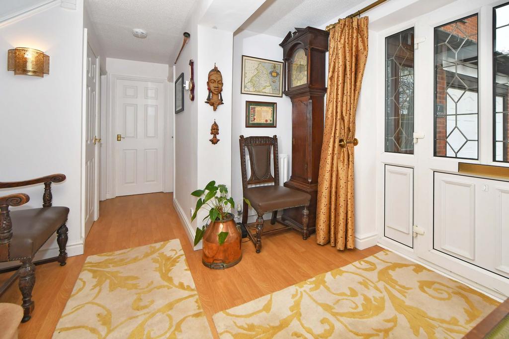 Hallway &amp; Ground Floor WC