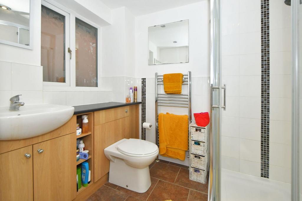 Bedroom One &amp; En-suite Shower Room