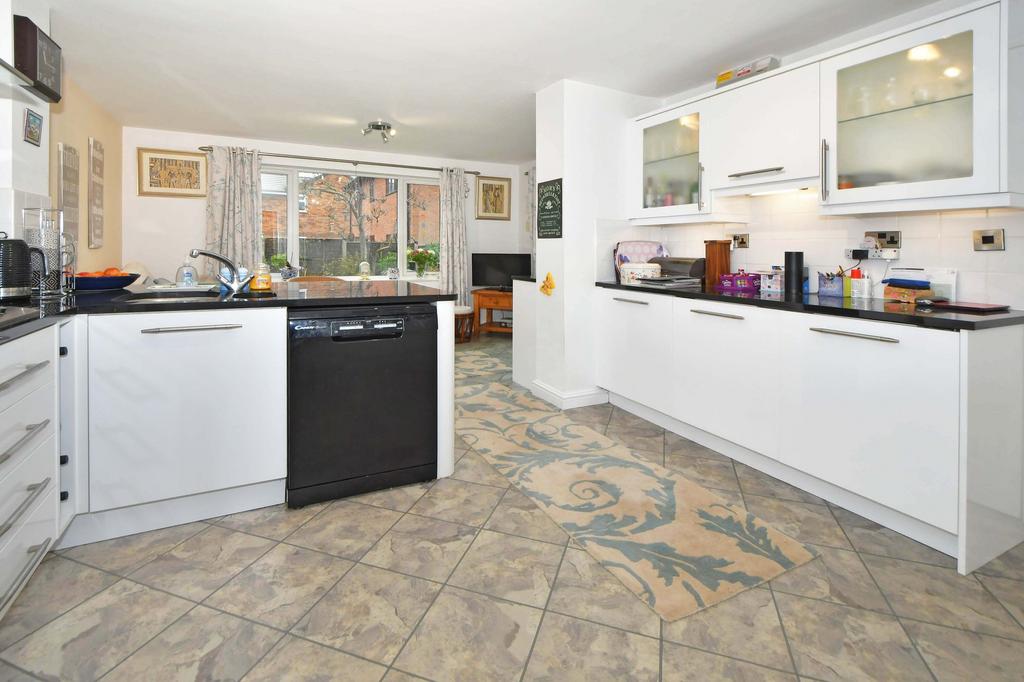 Kitchen &amp; Utility Room