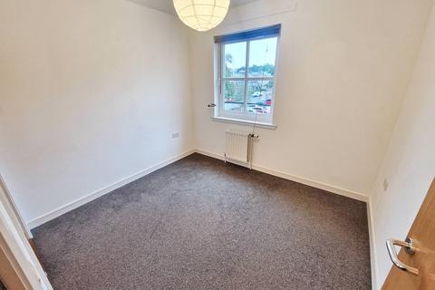 2 bedroom flat to rent, St. Brycedale Court, Kirkcaldy KY1